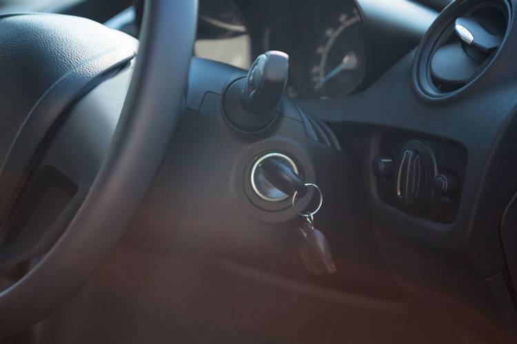 car key stuck in ignition